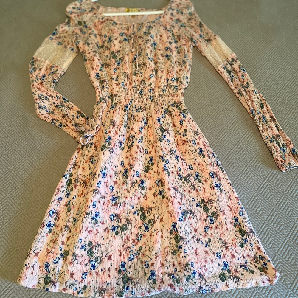 Princess by Vera Wang, pink, floral spring dress.